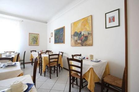 4F Boutique Florence - 21