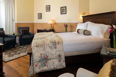 Albemarle Inn - - 64