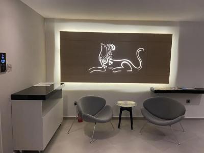 Lavris City Suites - 12