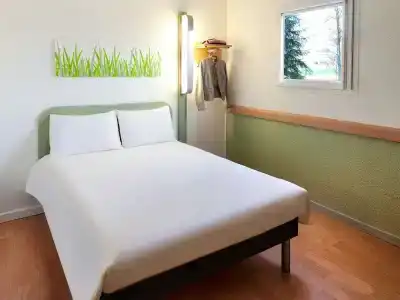 ibis Budget Pau Est - 33