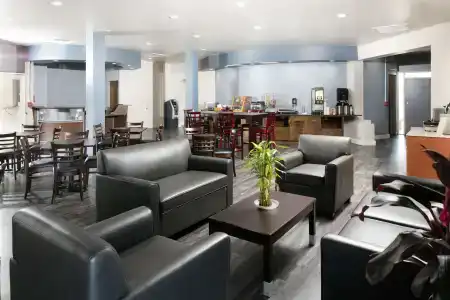 Red Lion Inn & Suites Tucson Downtown - 13