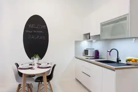 Tesla Boutique  & Rooms - 51