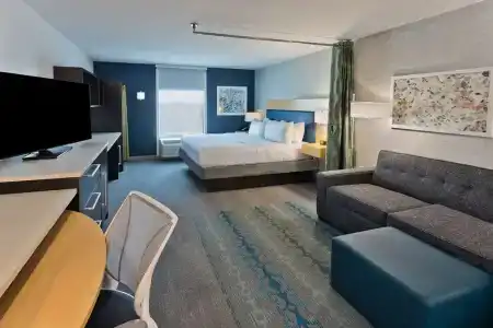 Home2 Suites by Hilton - 46