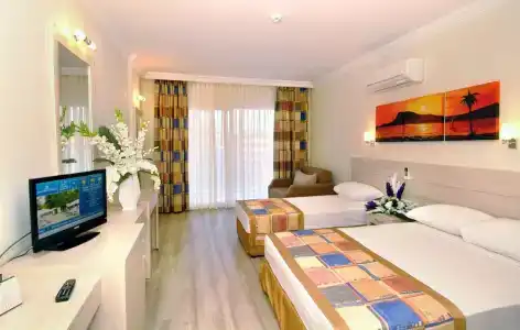 Gardenia Beach - 80