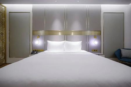 Resorts World Sentosa - Crockfords Tower (SG Clean) - 5