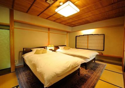 Ryotei Ryokan Yasui - 3