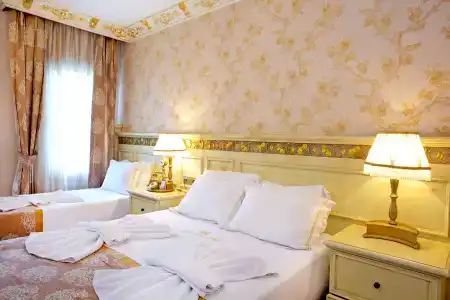 White House Istanbul - 4