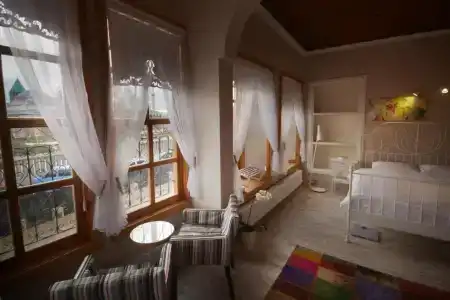 Hich Konya - 2