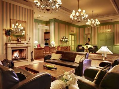Marrol's Boutique - 1