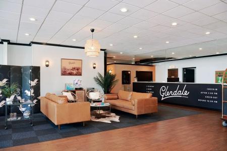 Days Inn by Wyndham Los Angeles - 1