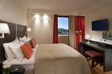 o&b Athens Boutique - 25