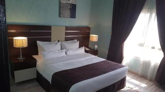 Boulevard City Suites - 28