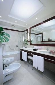 Starhotels Excelsior - 17