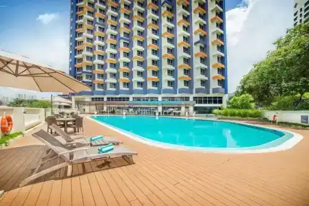 Oakwood and Residence - 32