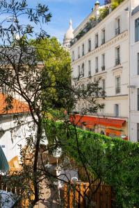 Le Village Montmartre by Hiphophostels - 0
