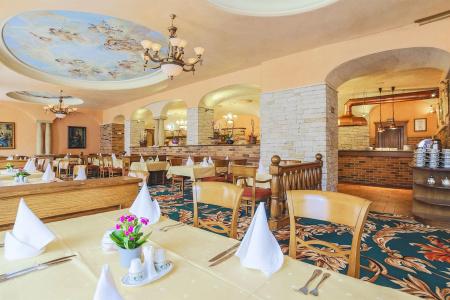 Carlsbad Plaza Medical Spa & Wellness - 33