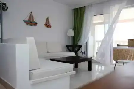 Belvedere Gerakas Luxury Suites - 3
