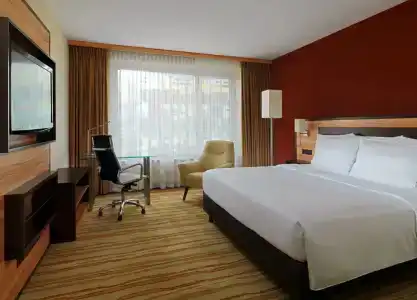 Courtyard by Marriott Duesseldorf Hafen - 3
