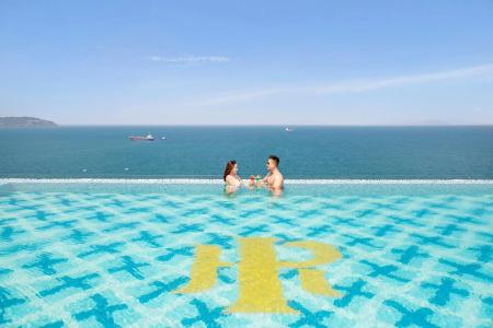 Mandila Beach Danang - 37