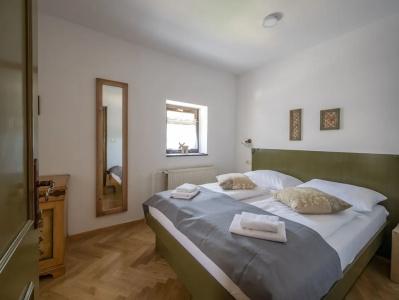 Apartment House Berghi - 6