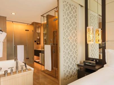 Sofitel Abu Dhabi Corniche - 11