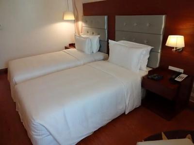 Abu Sarovar Portico,Chennai - 29