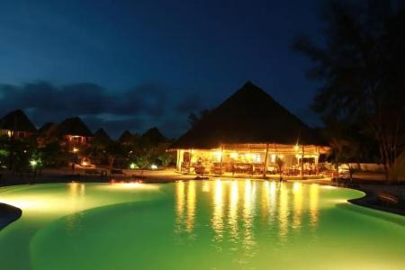 Ujamaa Beach - 12