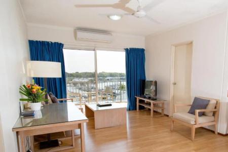 Cullen Bay Resorts - 69