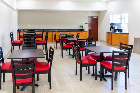 Red Roof Inn Plus+ & Suites Savannah – i-95 - 35