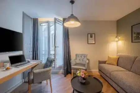 Best Western Premier Littéraire Le Swann - 182