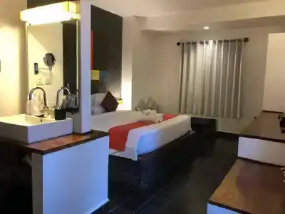 Patio & Urban Resort - 71
