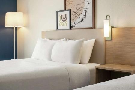 Country Inn & Suites by Radisson Near Universal - 34