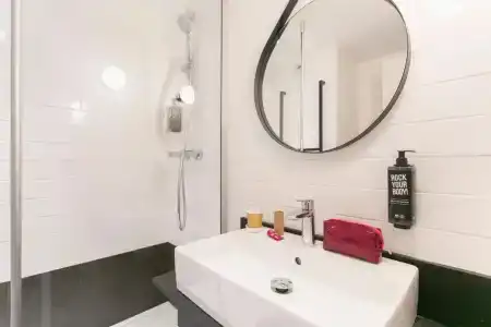 ibis Avignon Sud - 82