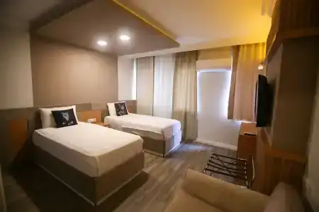 Cevik Palace Otel - 11
