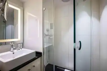 Best Western Bretagne Montparnasse - 93