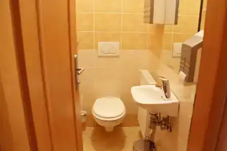 ApartSnjezna Kraljica - 79