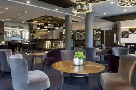 Ac Paris Porte Maillot By Marriott - 25