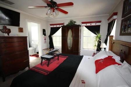 Woodrow House - 4