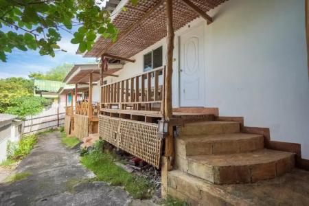 Phi Phi Cozy Seafront Resort - 31