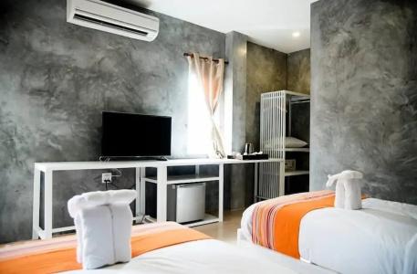 Ban's Avenue Guesthouse - 35