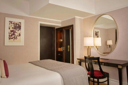 St. Ermin's, Autograph Collection - 27