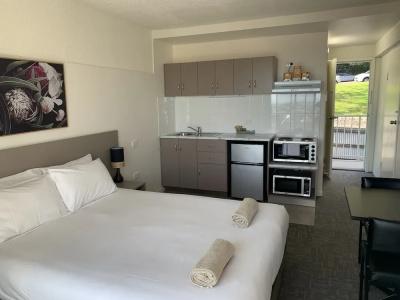 Adina Place Apartments - 15