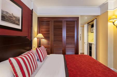 Kipling Manotel - 77