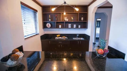 Lincoln Arms Suites - 63