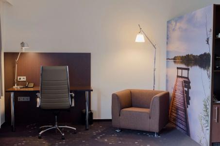 Best Western Plus Groningen Plaza - 91
