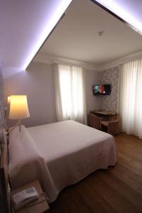 Metropole Suisse - 9