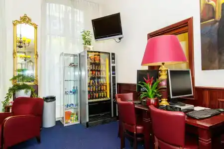 Alexander - 12