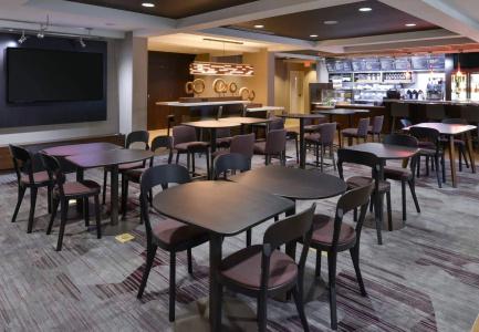 Courtyard by Marriott Northeast/Fort Jackson Area - 30