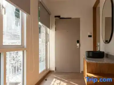 Boxpackers Hostel - 52