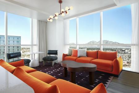 Virgins Las Vegas, Curio Collection by Hilton - 39